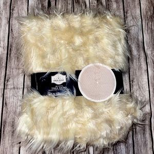 Holiday Time Cream Faux Fur 48 inch in diameter Tree Skirt